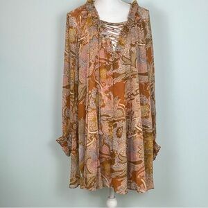 🎉HP🎉 House of Harlow 1960 Paisley Lace-Up Neckline Balloon Sleeve Dress